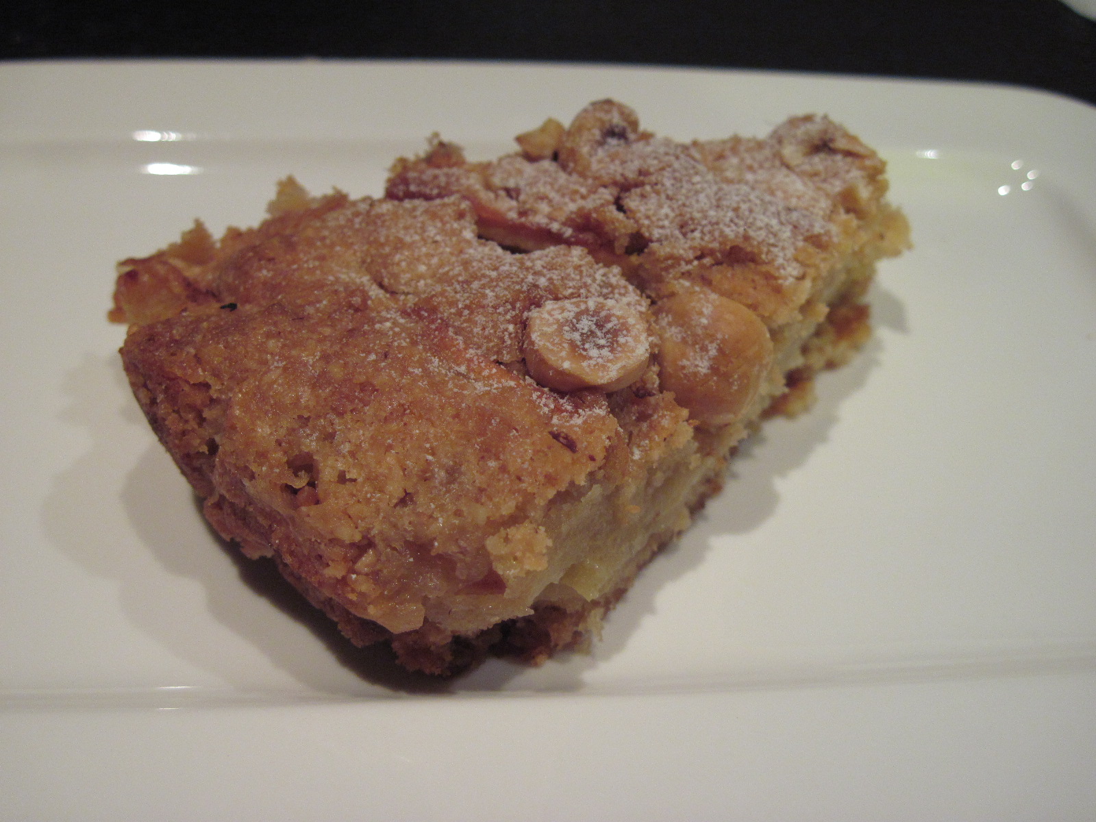 Torta di mele e nocciole